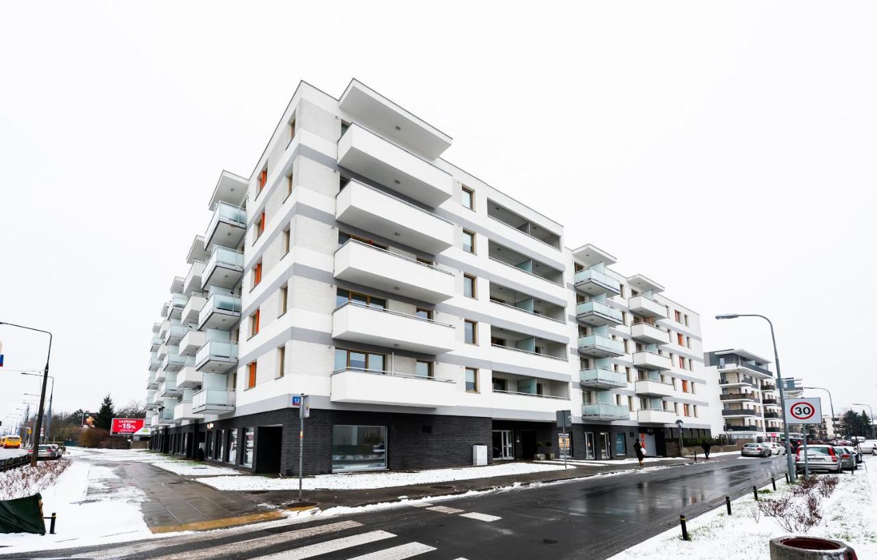 ורשה Metro Bemowo Colourful Apartment מראה חיצוני תמונה